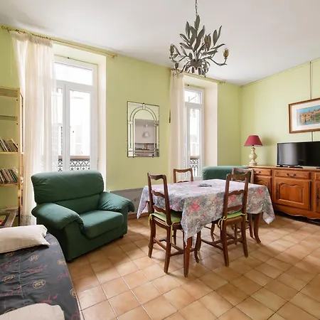 T2 Centre Girons Saint-Girons (Ariege)